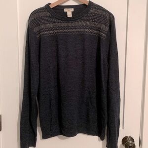 Dockers blue crewneck sweater.